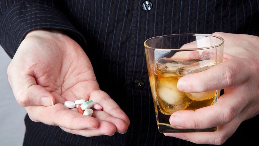 združljivost jemanja antibiotikov in alkohola