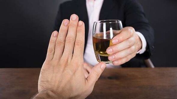 Opustitev alkohola je prava odločitev, ki vam omogoča, da začnete življenje iz čistega lista. 