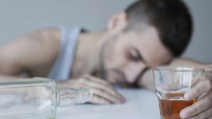 kako prenehati s pitjem alkoholnih pijač